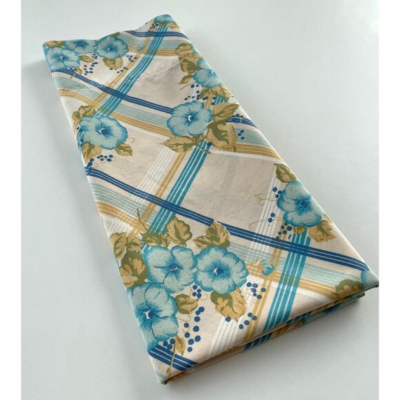 Vintage 70s pillowcase, blue pansies flowers and plaid, single pillow sham - Picture 2 of 9